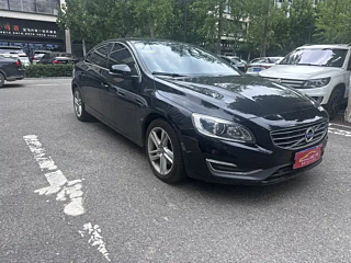 VOLVO S60 2015