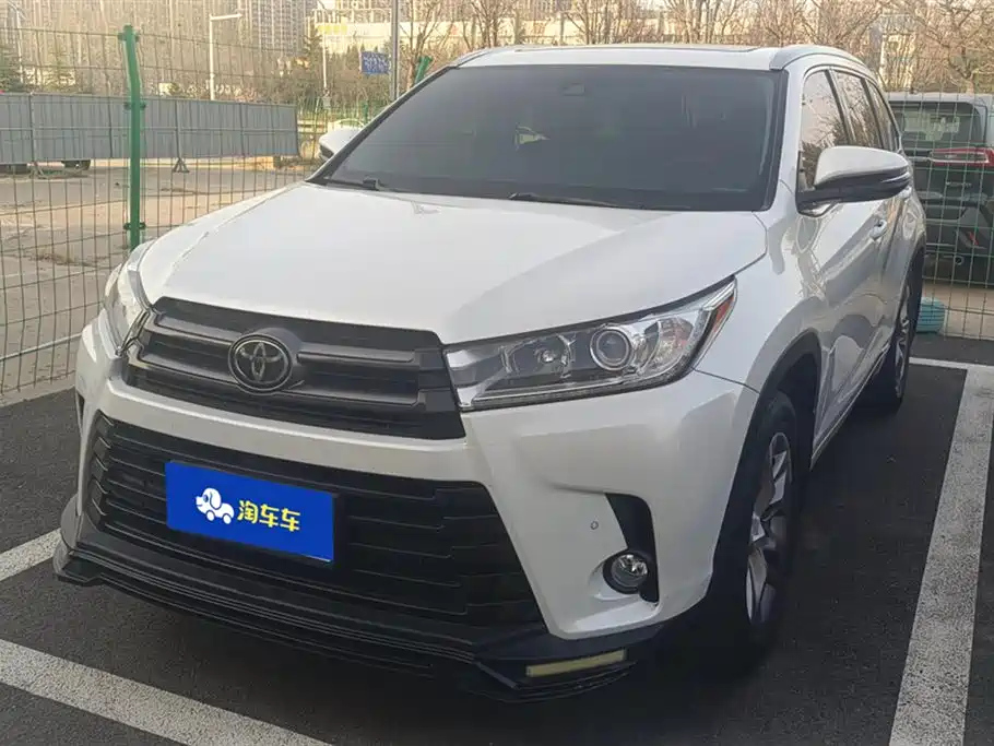 TOYOTA HIGHLANDER 2021