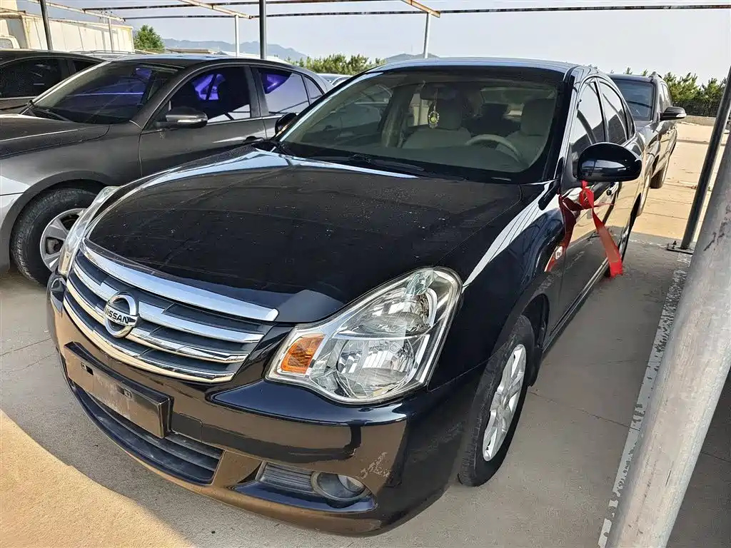 NISSAN SYLPHY 2012