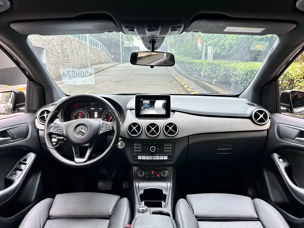 MERCEDES BENZ B-CLASS 2017