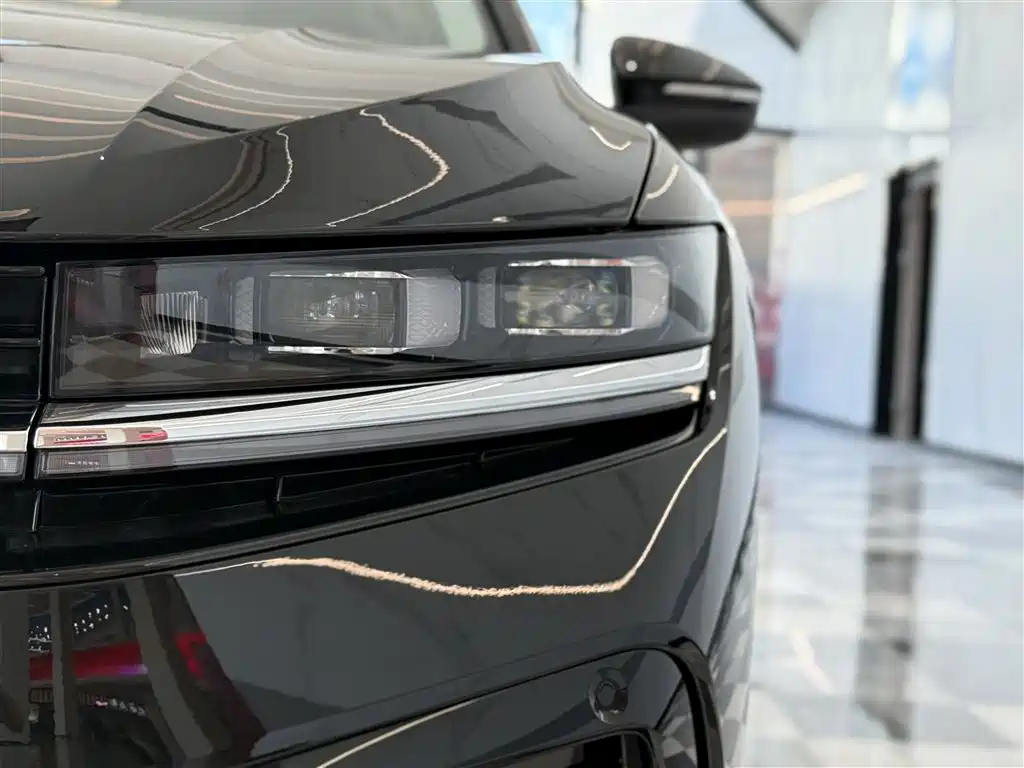 VOLKSWAGEN MAGOTAN 2024