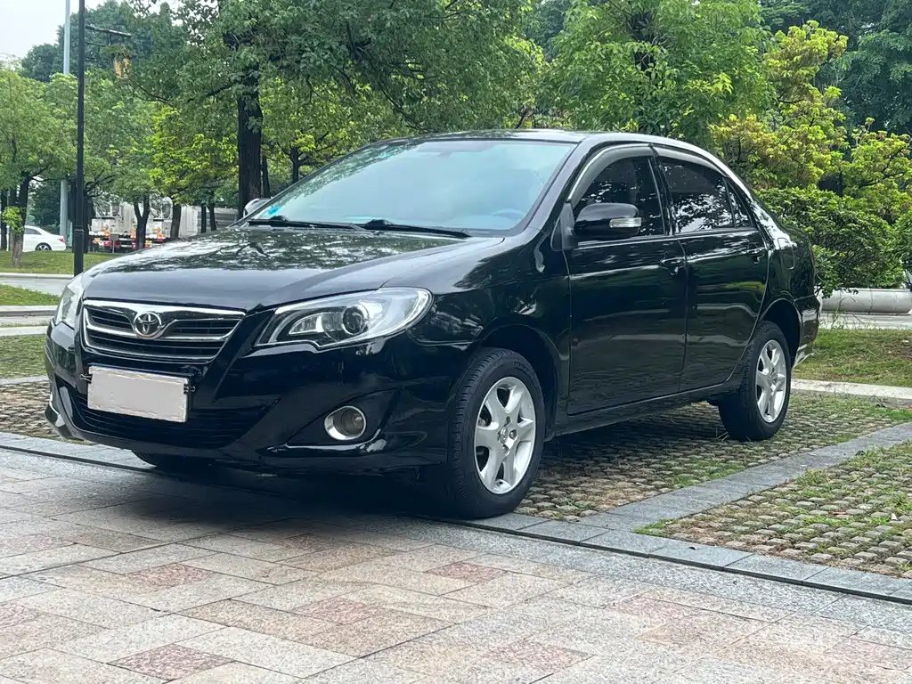 TOYOTA COROLLA 2013