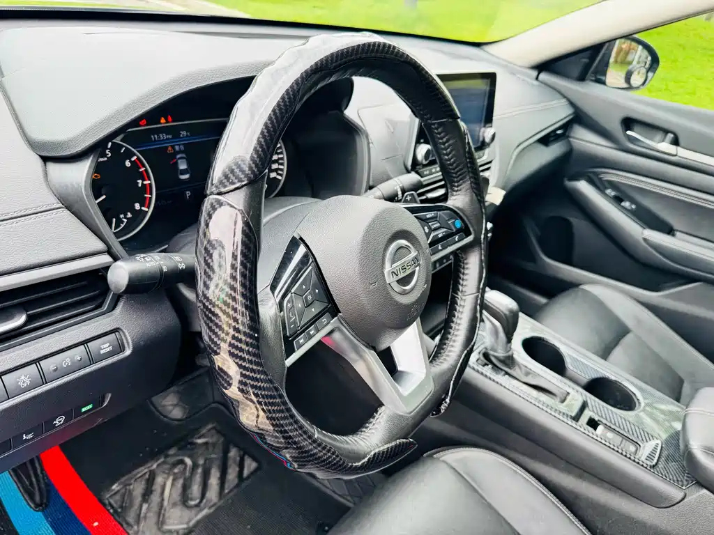 NISSAN TEANA 2020