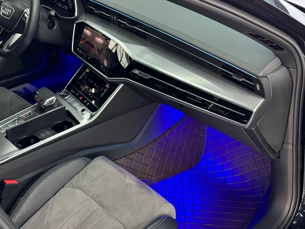 AUDI A6L 2024