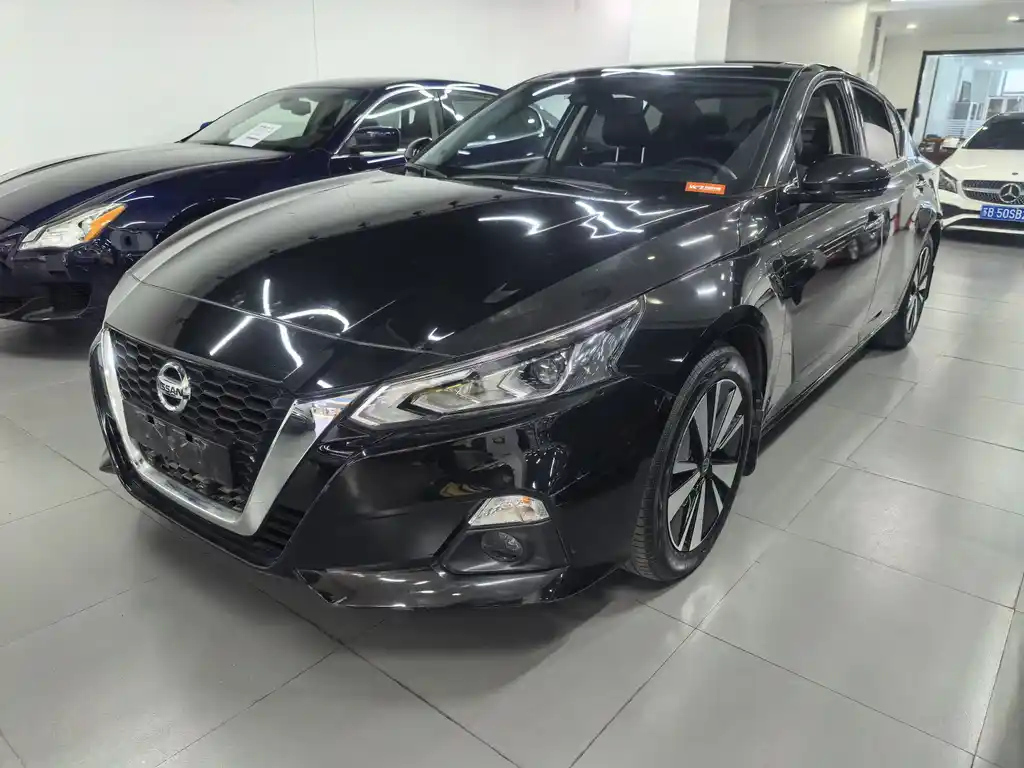 NISSAN TEANA 2021