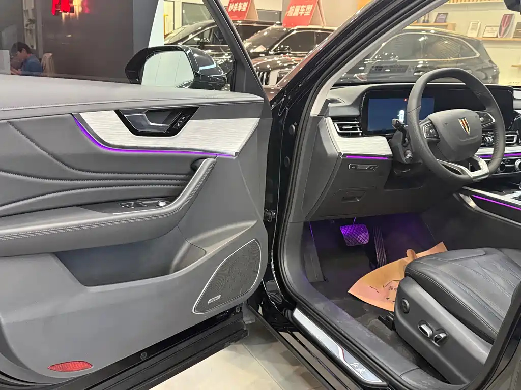 HONGQI HS5 2025