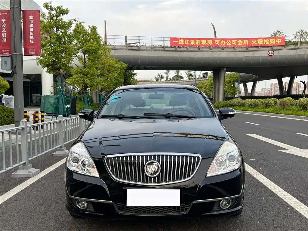 BUICK EXCELLE 2012
