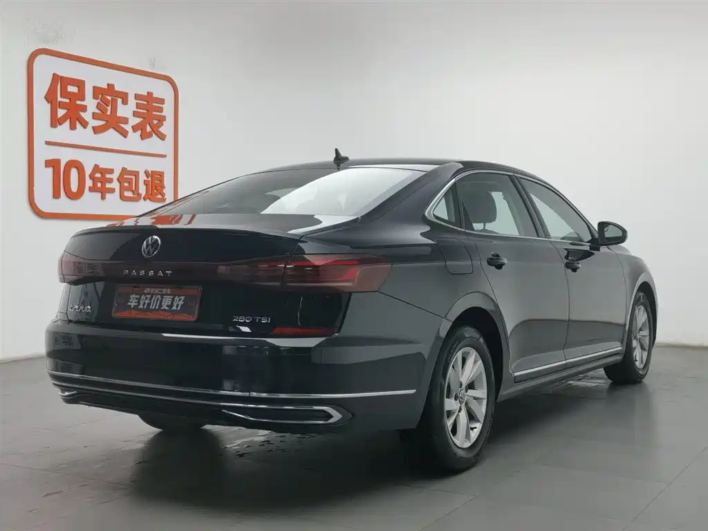 VOLKSWAGEN PASSAT 2022
