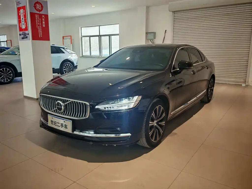 VOLVO S90 2021