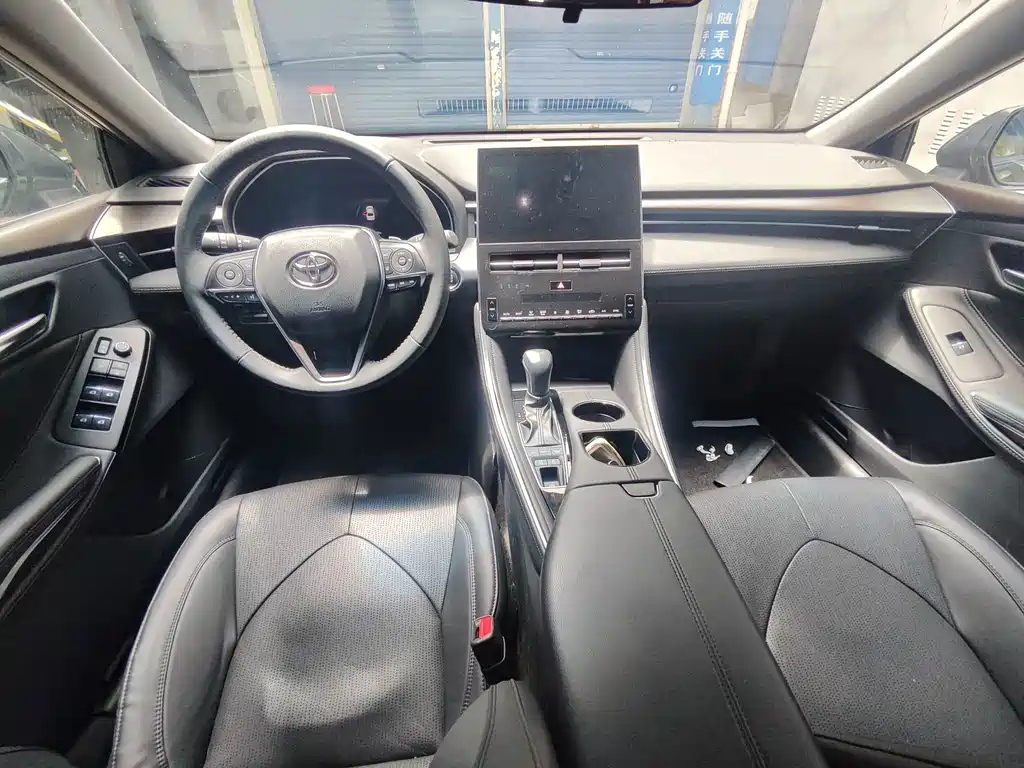 TOYOTA AVALON 2022
