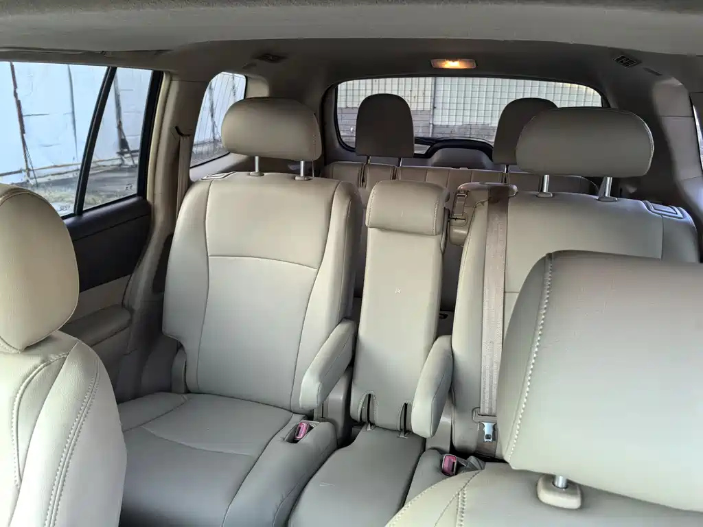 TOYOTA HIGHLANDER 2012