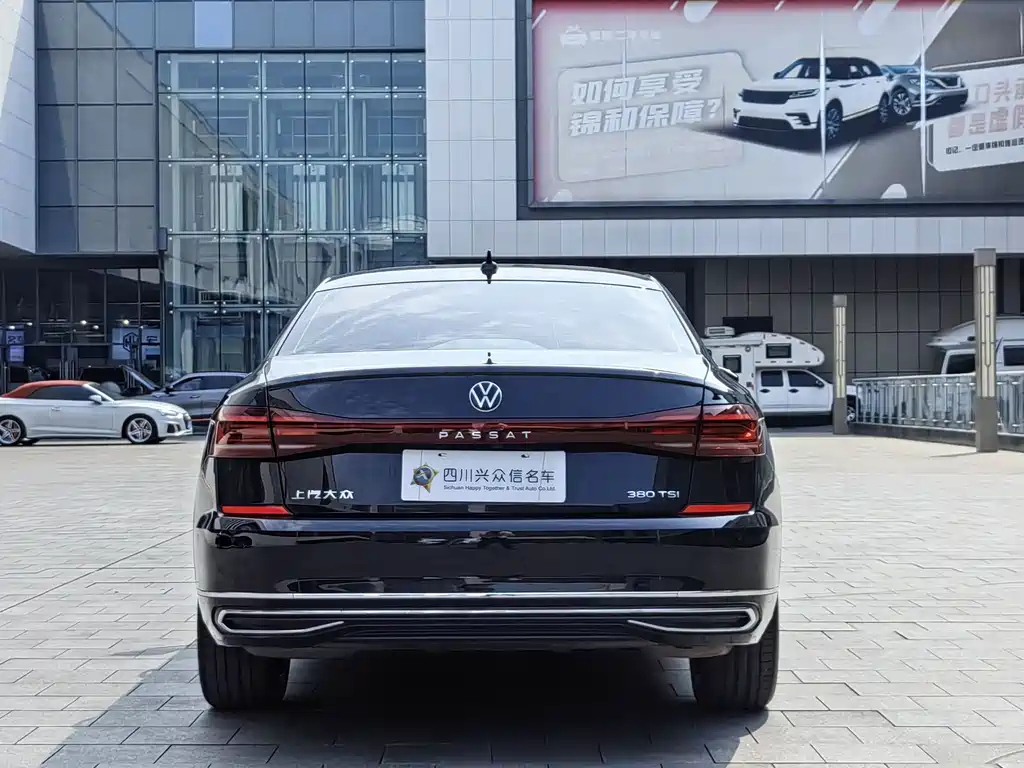 VOLKSWAGEN PASSAT 2025