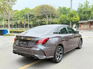 MG MG5