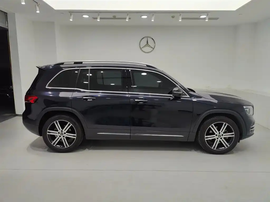 MERCEDES BENZ GLB 2020