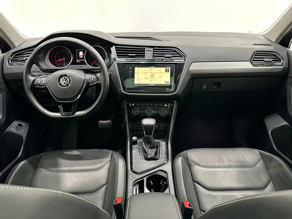 VOLKSWAGEN TIGUAN L 2020