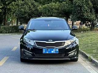 KIA K5 2011