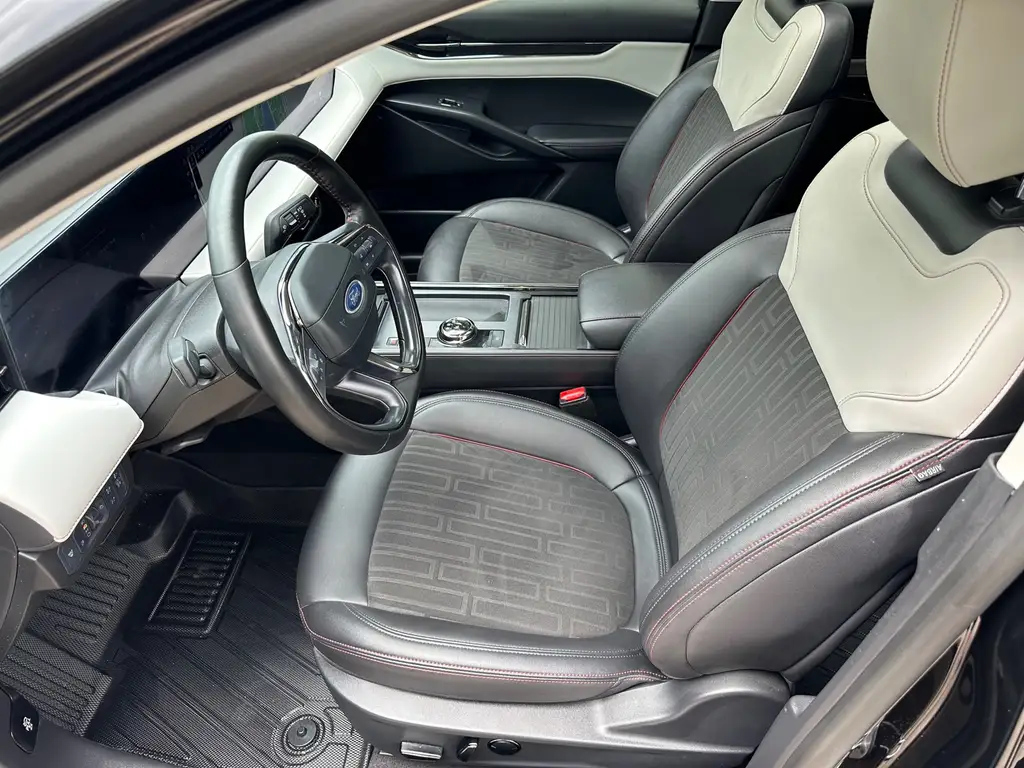 FORD MONDEO 2022
