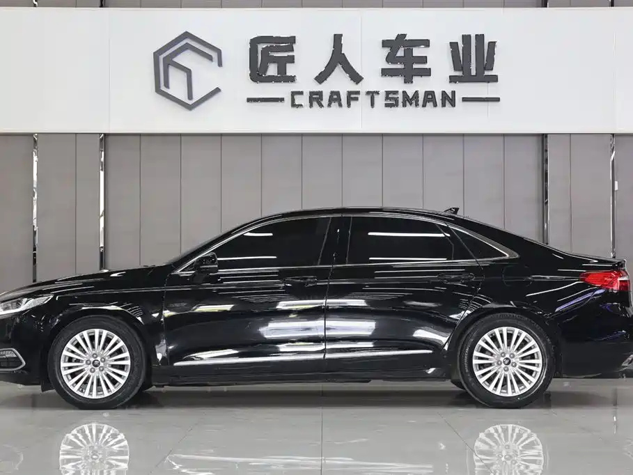 FORD TAURUS 2018