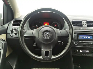 VOLKSWAGEN POLO 2012 YEAR 1.6L CROSS POLO MT 2012