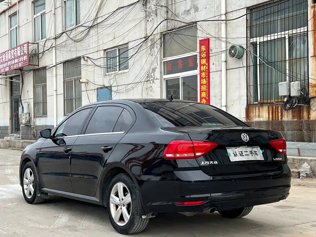 VOLKSWAGEN LAVIDA 2017
