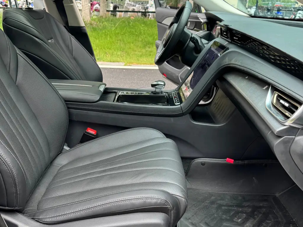 HONGQI H5 2023