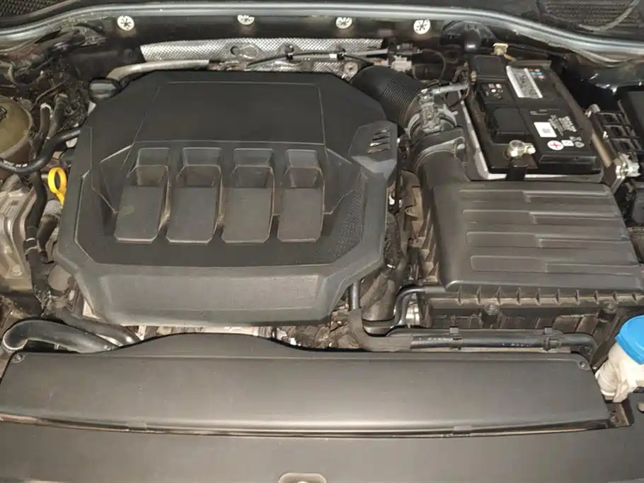 VOLKSWAGEN PASSAT 2022