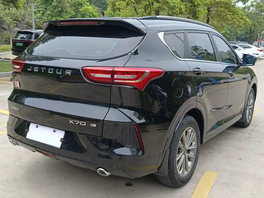 JETOUR X70 2020