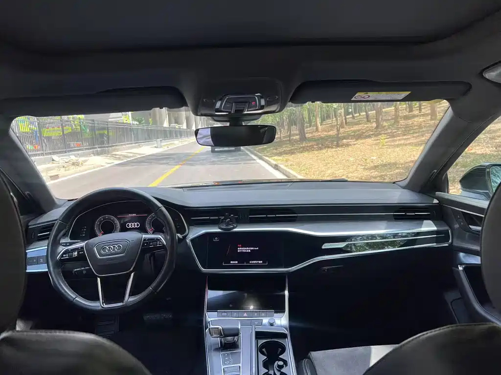 AUDI A6L 2022