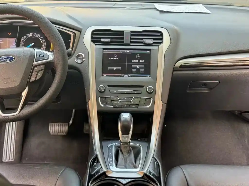 FORD MONDEO 2016