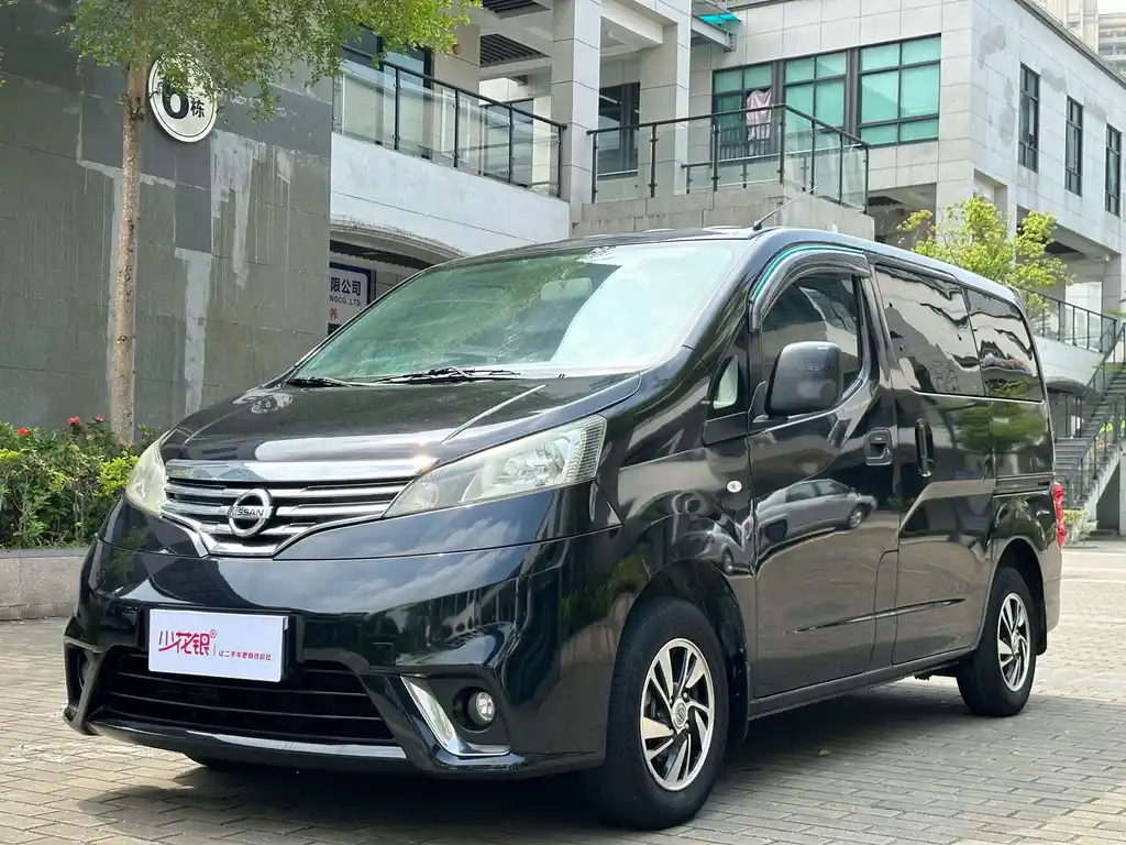 NISSAN NV200 2016