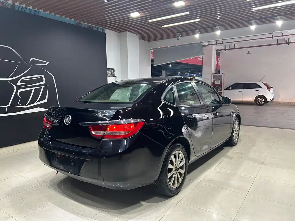 BUICK EXCELLE 2013