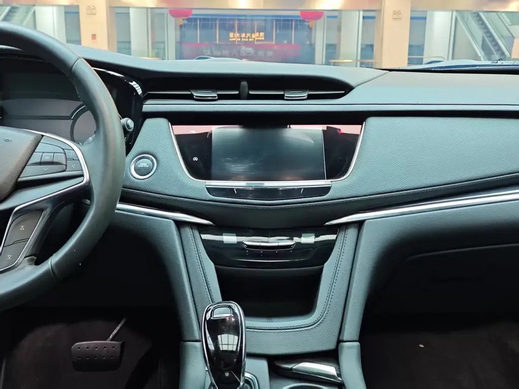 CADILLAC XT5 2023