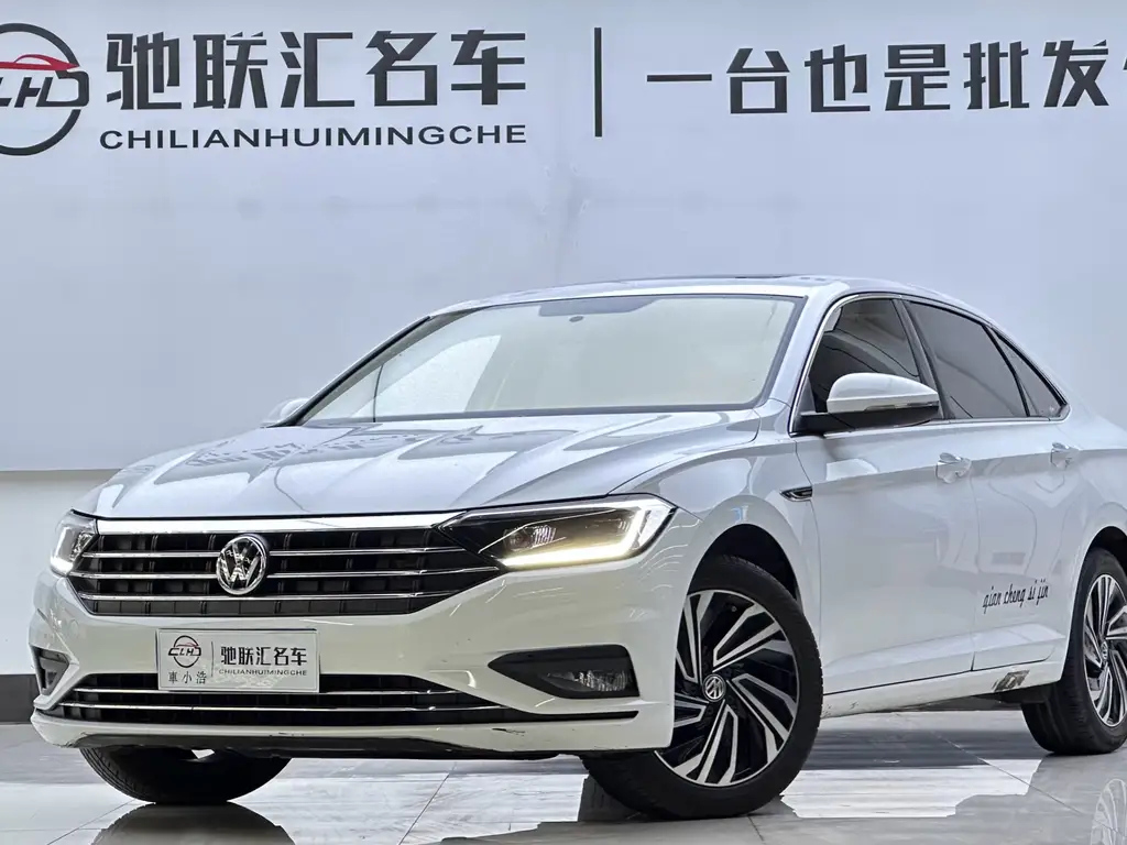 VOLKSWAGEN SAGITAR 2021