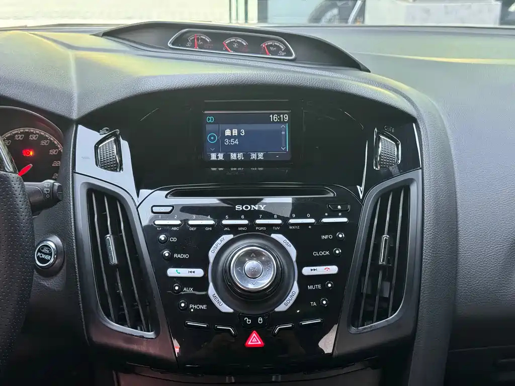 FORD FOCUS IMPORT 2014