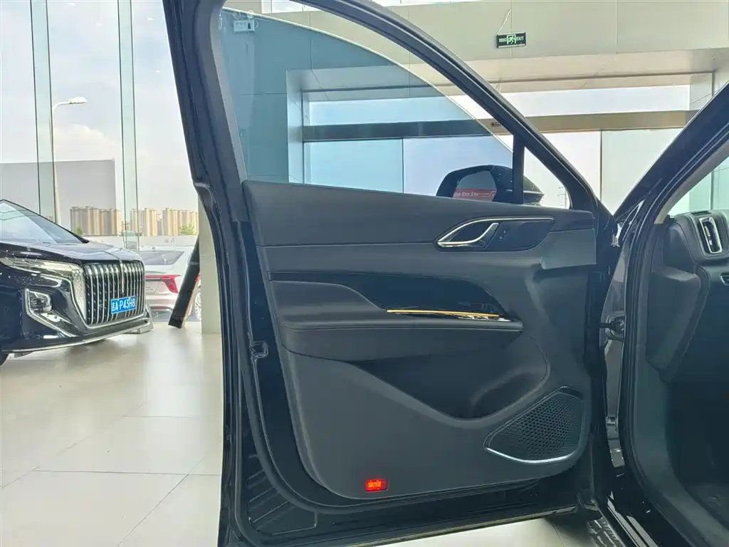 HONGQI HS3 2024