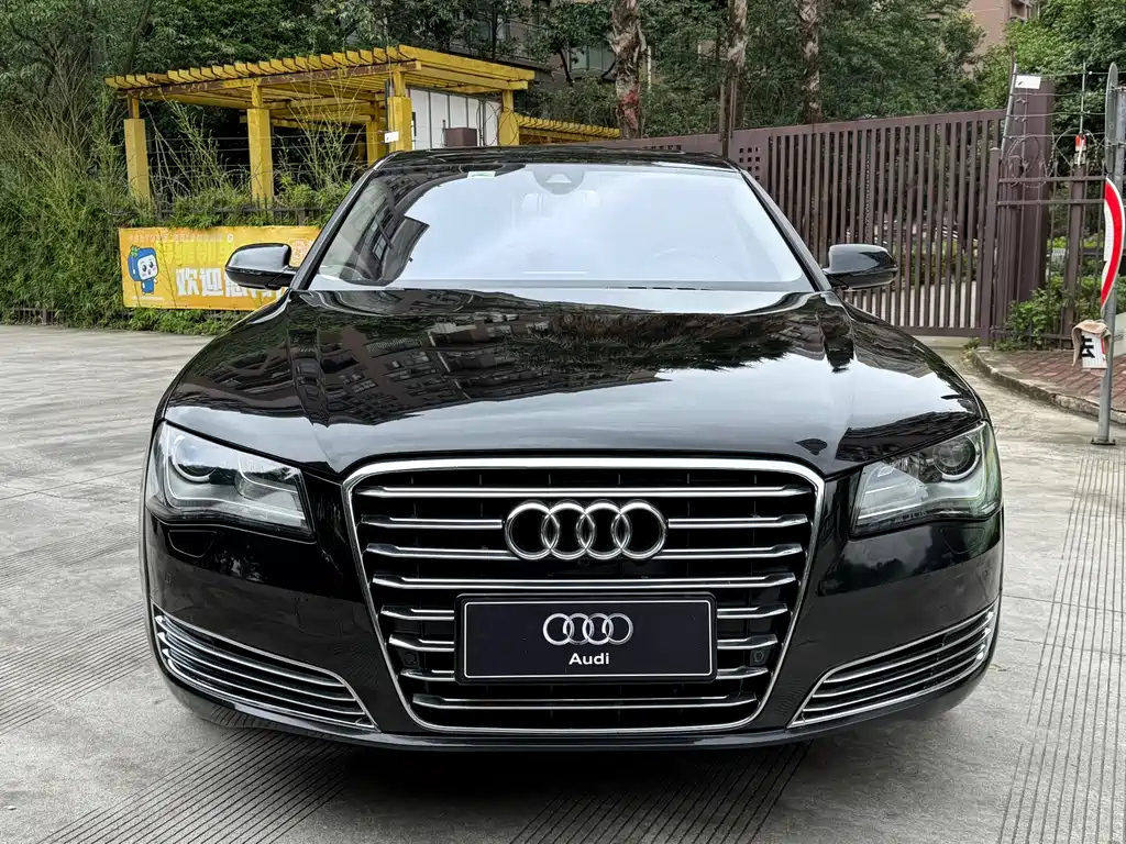 AUDI A8 2013
