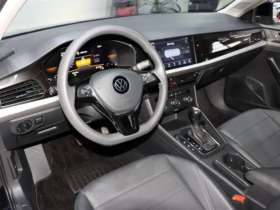 VOLKSWAGEN LAVIDA 2022