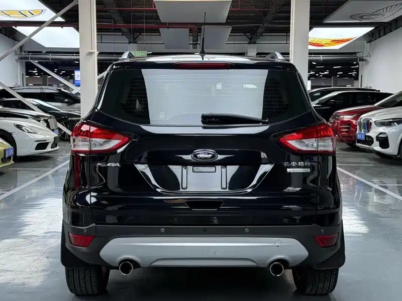 FORD ESCAPE 2015