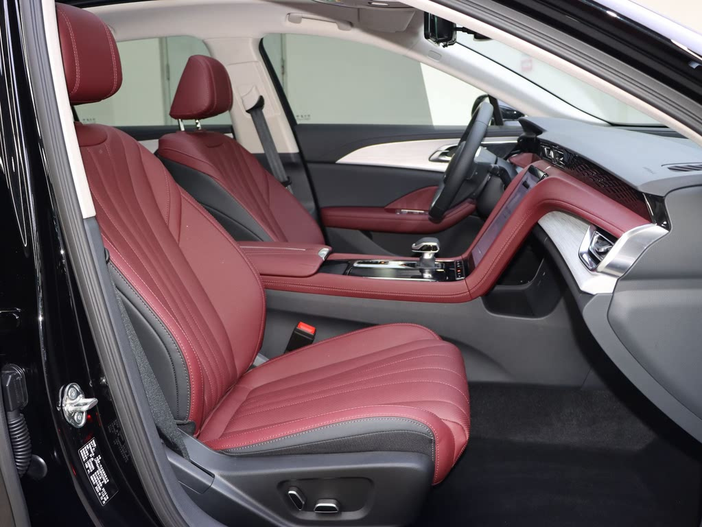 HONGQI H5 2025