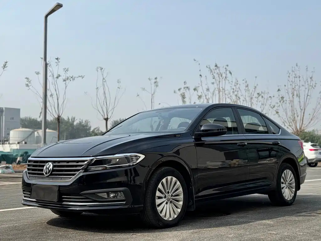 VOLKSWAGEN LAVIDA 2019