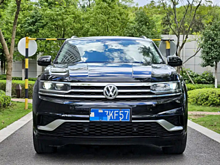 VOLKSWAGEN TOURAN  2020