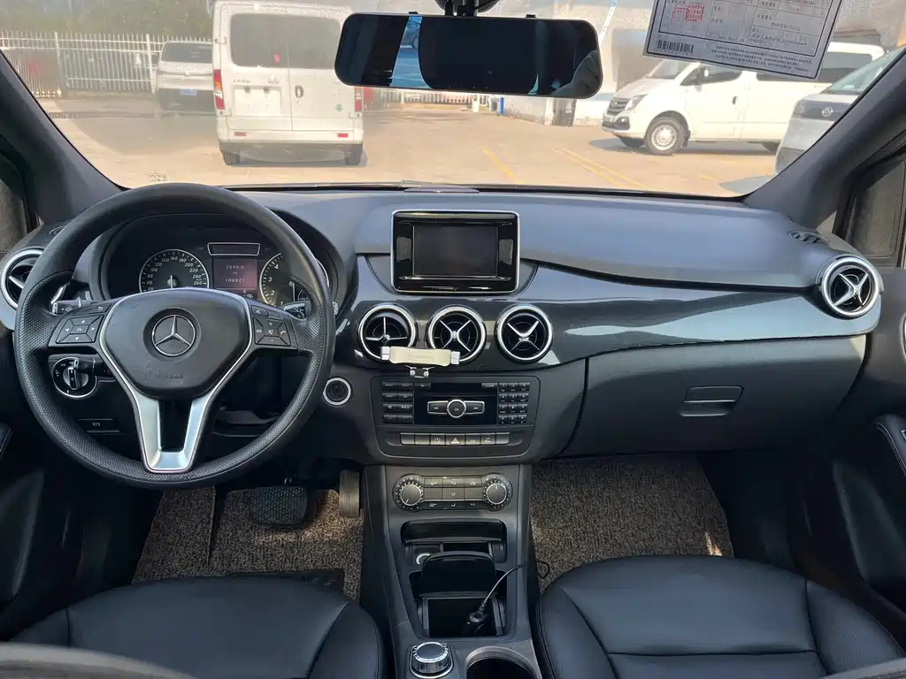 MERCEDES BENZ B-CLASS 2012