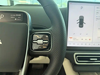 LI AUTO L6  2024 YEAR MAX 2024