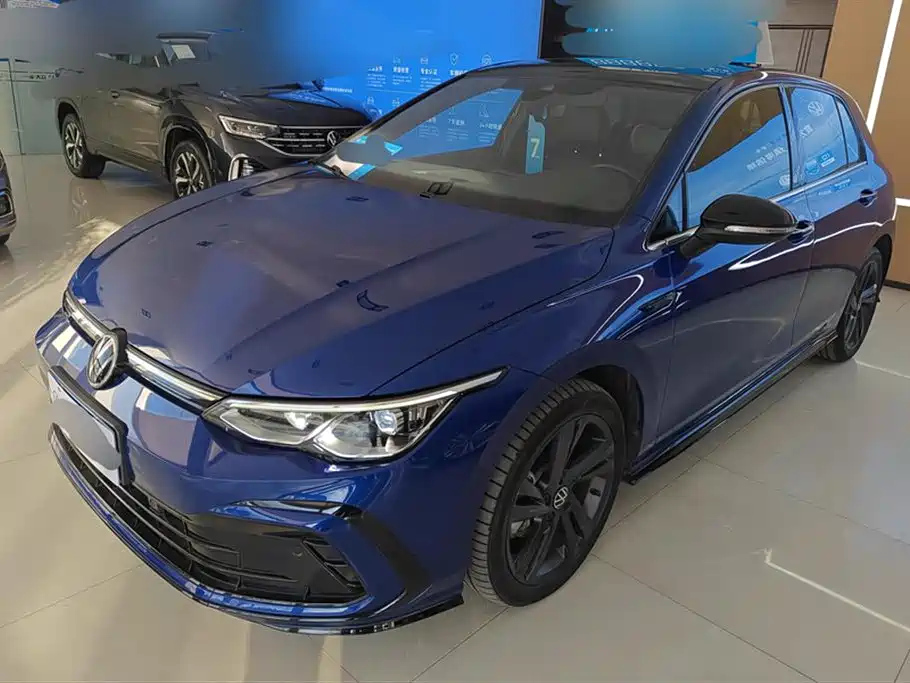 VOLKSWAGEN GOLF 2021