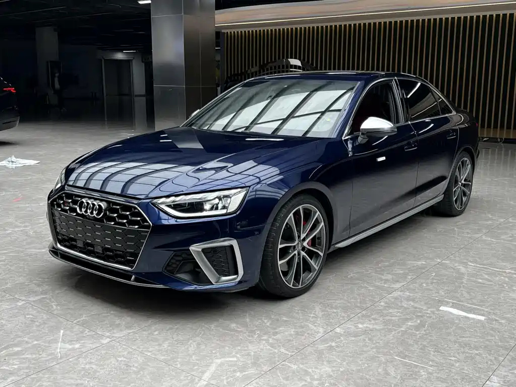 AUDI S4 2020