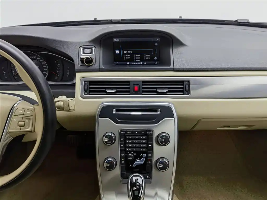 VOLVO S80L 2014