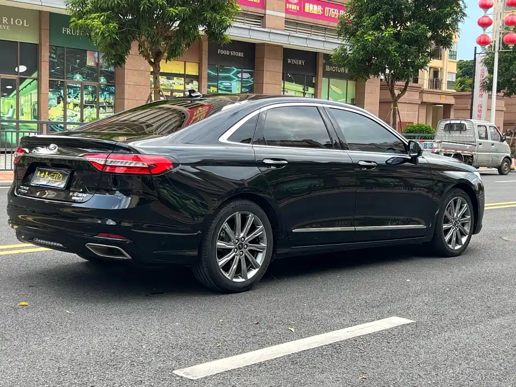 FORD TAURUS 2019