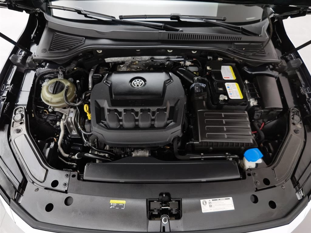 VOLKSWAGEN PASSAT 2019