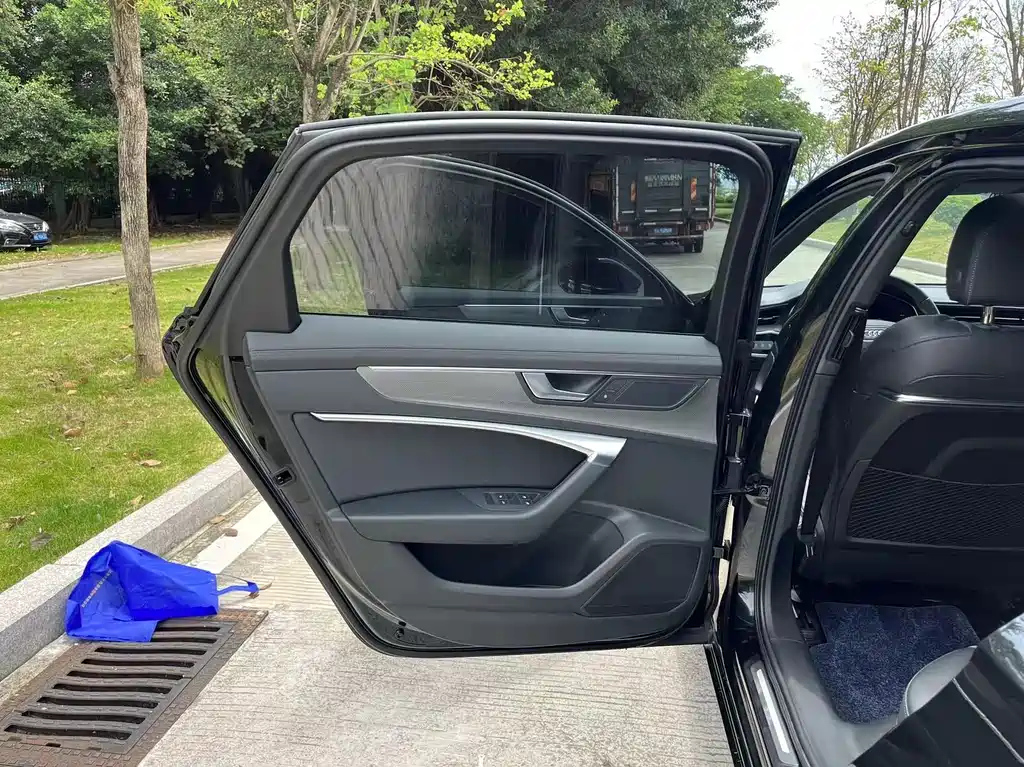AUDI A6L 2019