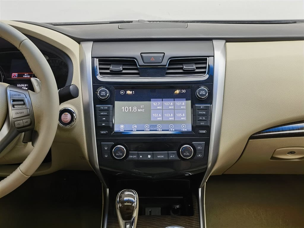 NISSAN TEANA 2013
